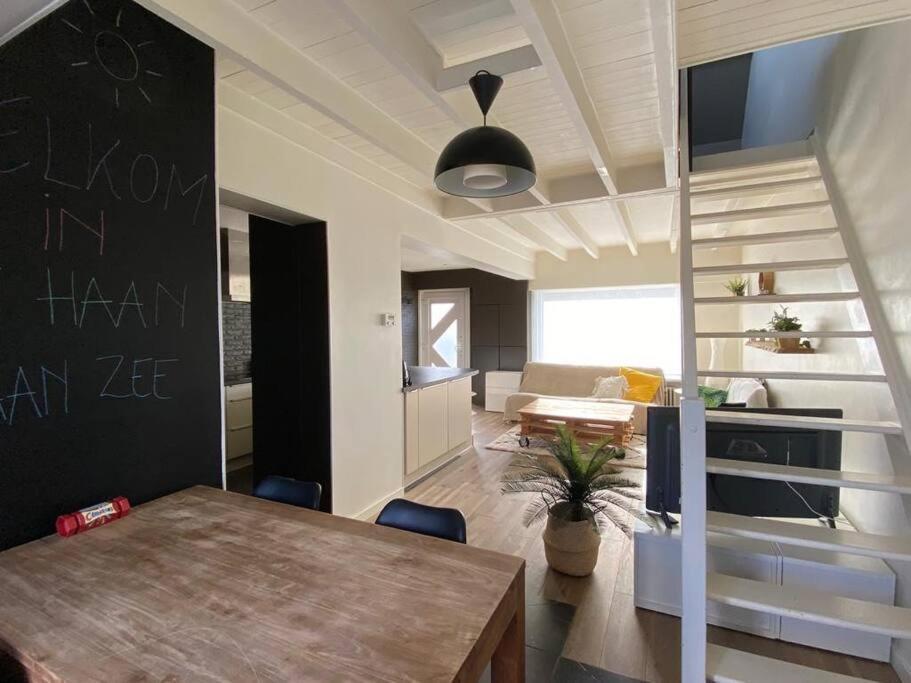 Cosy Beachhouse Within Walking Distance Of The Sea Villa De Haan Eksteriør bilde