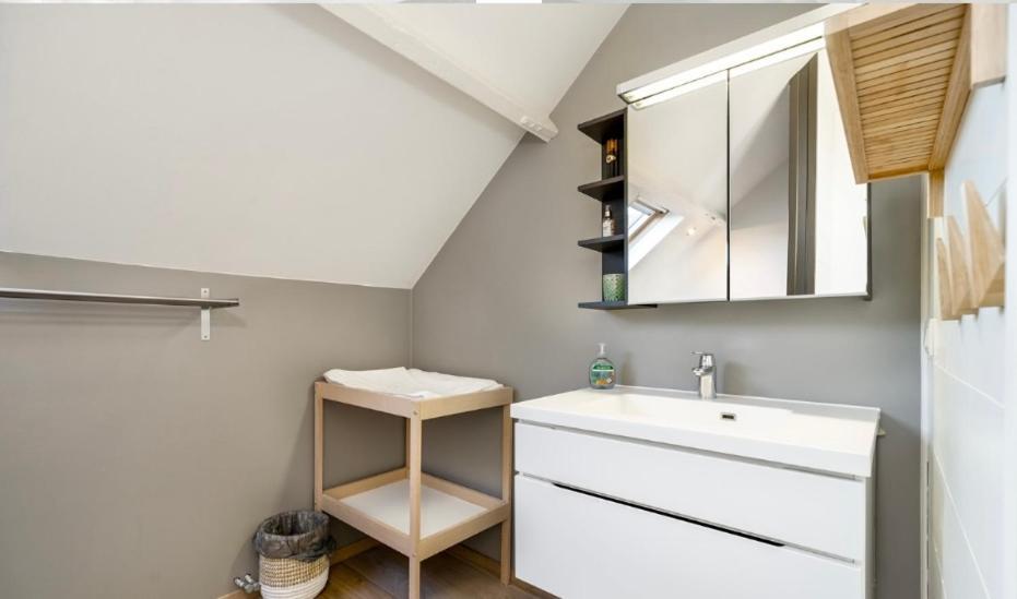 Cosy Beachhouse Within Walking Distance Of The Sea Villa De Haan Eksteriør bilde
